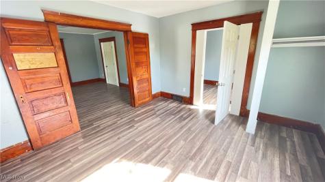 4322 Bush Avenue Cleveland OH 44109