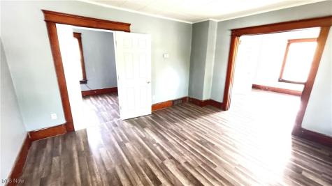 4322 Bush Avenue Cleveland OH 44109