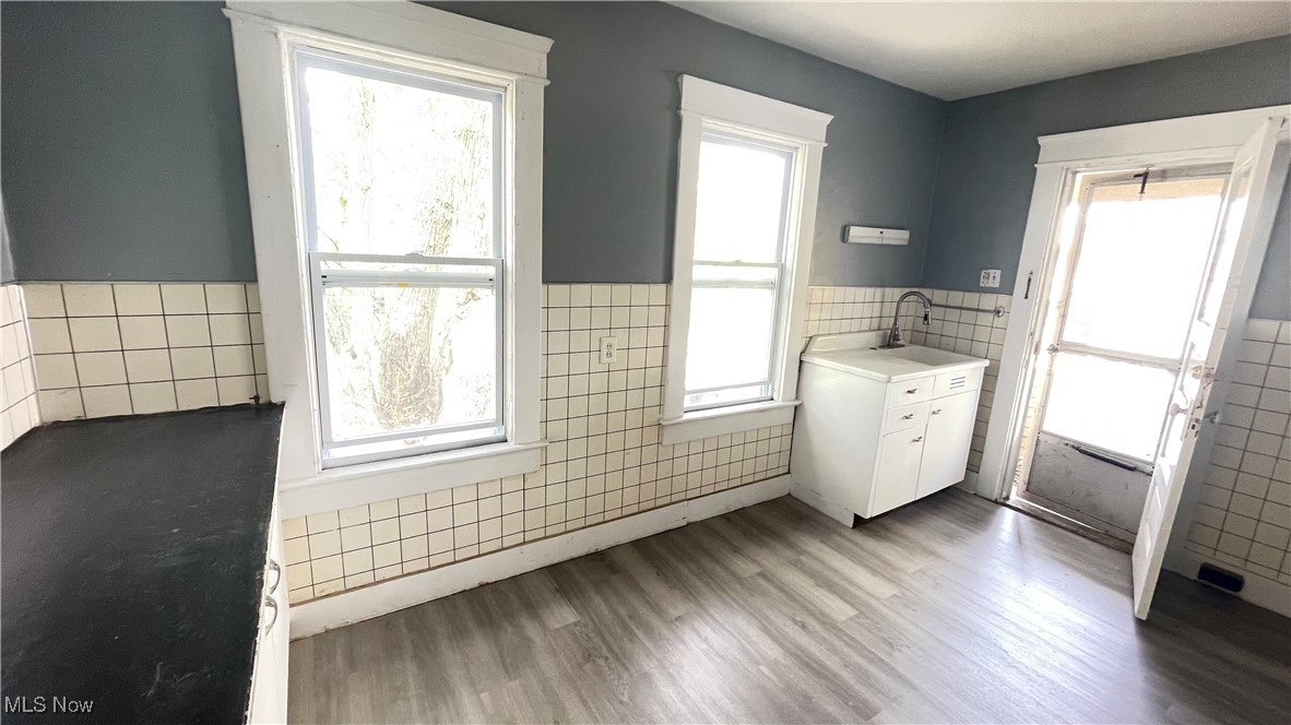4322 Bush Avenue Cleveland OH 44109