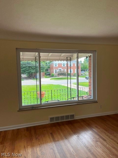 3470 Warren Road Cleveland OH 44111