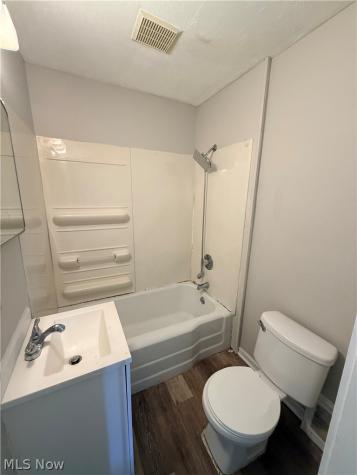 12809 Mccracken Road Garfield Heights OH 44125