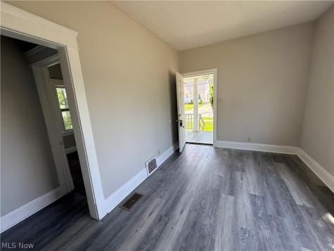 12809 Mccracken Road Garfield Heights OH 44125