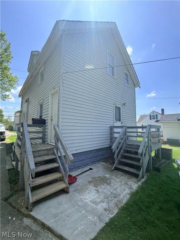 12809 Mccracken Road Garfield Heights OH 44125