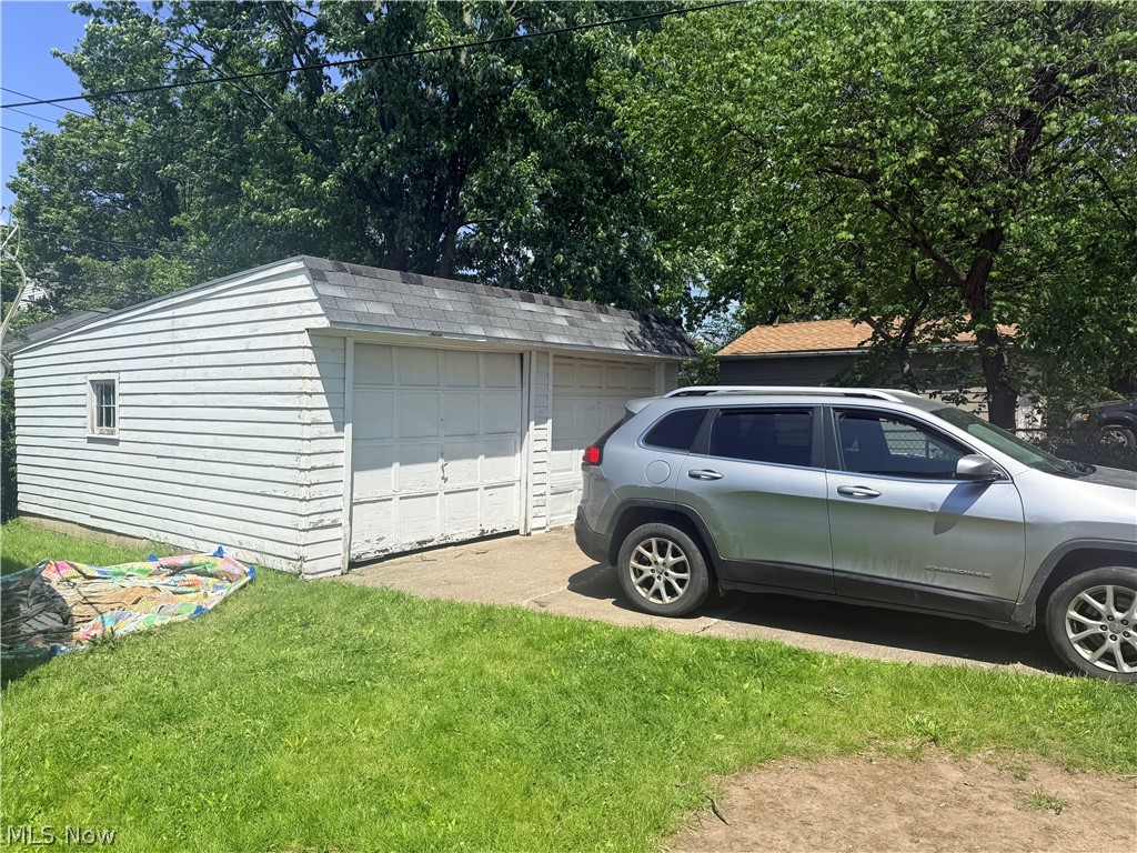12809 Mccracken Road Garfield Heights OH 44125