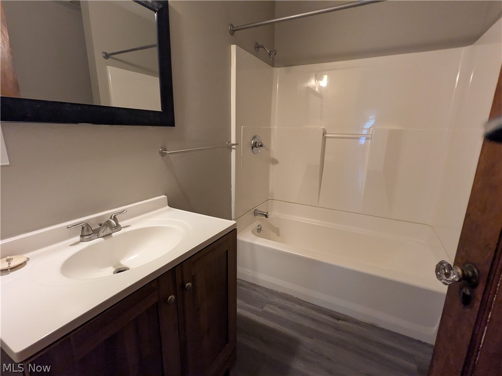 2965 E Derbyshire Road Cleveland Heights OH 44118