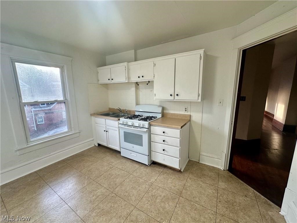 53 S Balch Street Akron OH 44302
