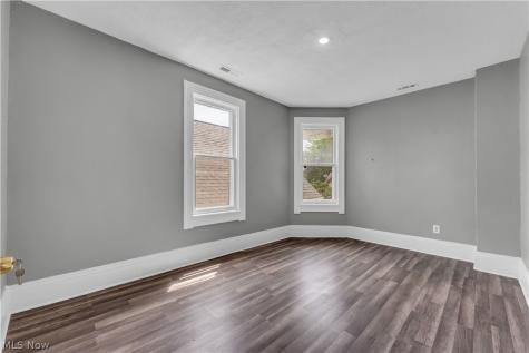 3271 W 43rd Street Cleveland OH 44109