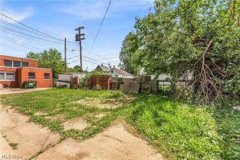 3271 W 43rd Street Cleveland OH 44109