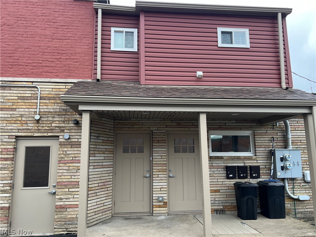 25 S 5th Street Martins Ferry OH 43935