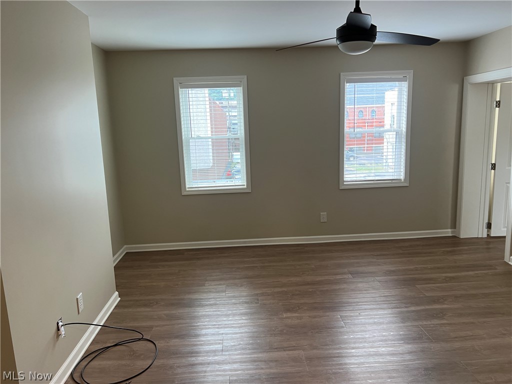 25 S 5th Street Martins Ferry OH 43935