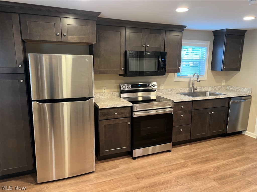 25 S 5th Street Martins Ferry OH 43935