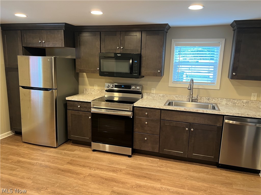 25 S 5th Street Martins Ferry OH 43935
