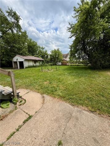 1725 Midland Avenue Youngstown OH 44509