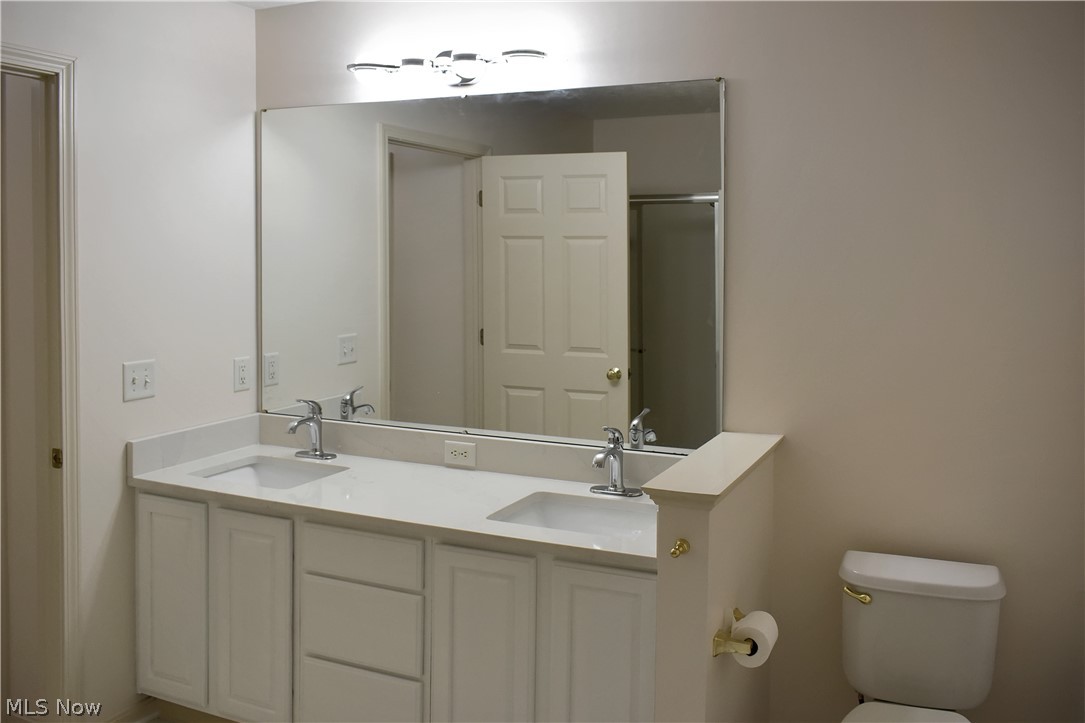 2606 Wyndgate Court Westlake OH 44145
