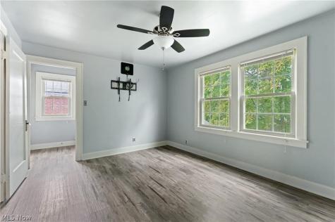 4222 Chester Drive Youngstown OH 44512