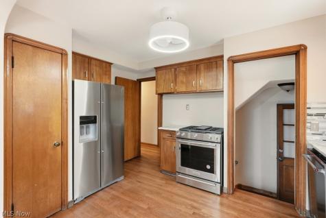 6119 E Sprague Road Independence OH 44131