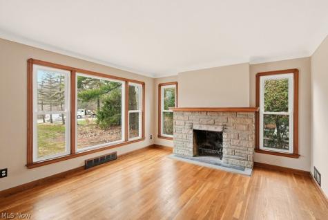 6119 E Sprague Road Independence OH 44131