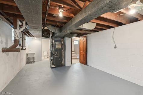 6119 E Sprague Road Independence OH 44131
