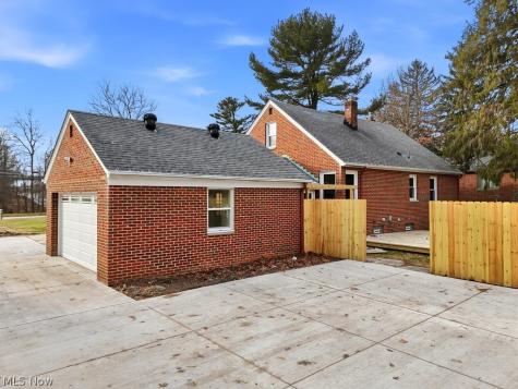 6119 E Sprague Road Independence OH 44131