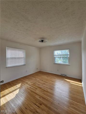 33158 Lakeshore Boulevard Eastlake OH 44095