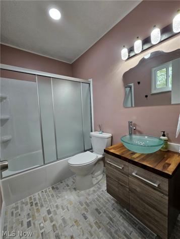 33158 Lakeshore Boulevard Eastlake OH 44095