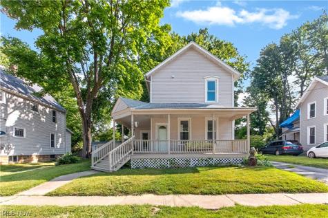 127 4th Street Elyria OH 44035