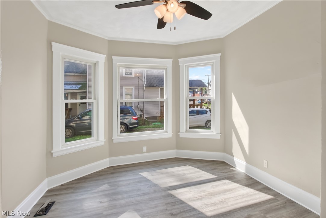 127 4th Street Elyria OH 44035