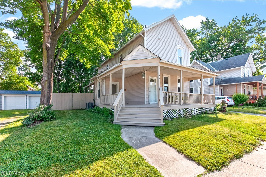 127 4th Street Elyria OH 44035