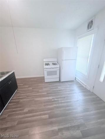 4434 Pearl Road Cleveland OH 44109