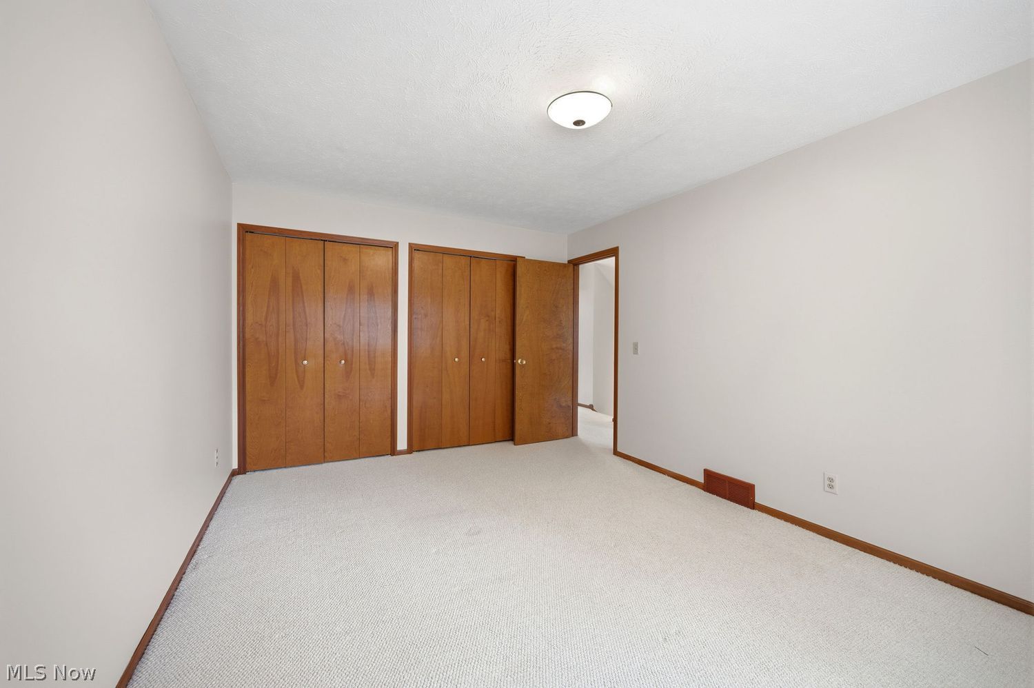 5034 Medhurst Avenue Solon OH 44139