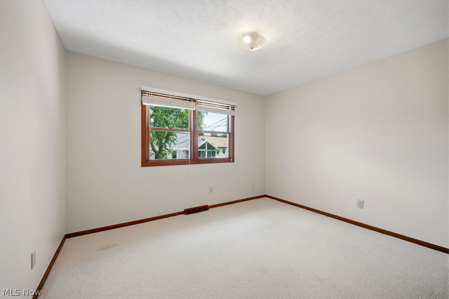 5034 Medhurst Avenue Solon OH 44139