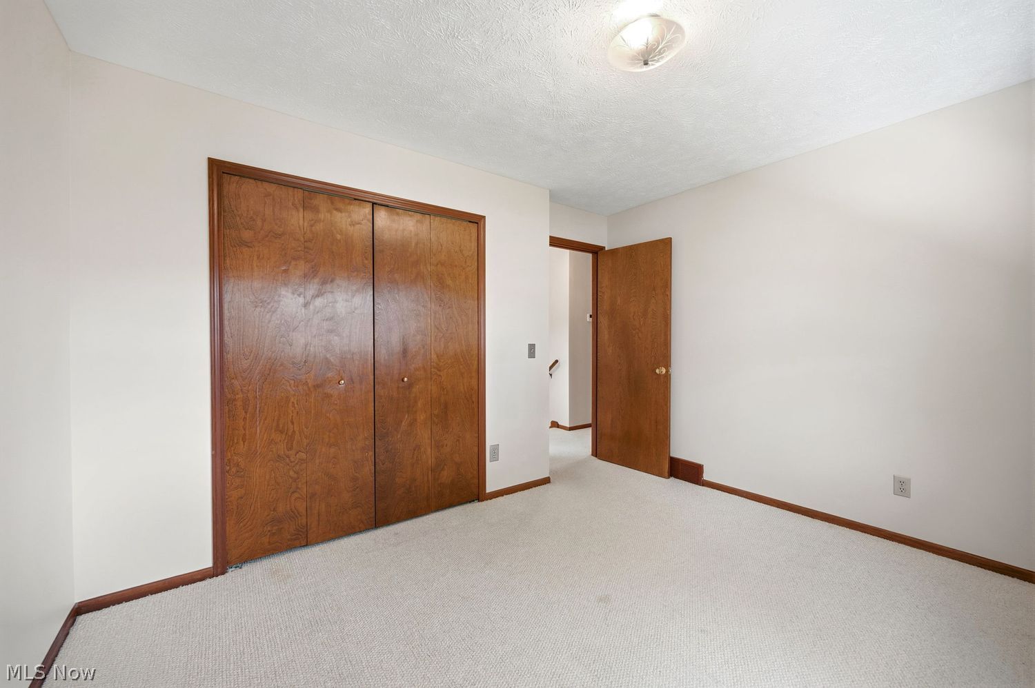 5034 Medhurst Avenue Solon OH 44139