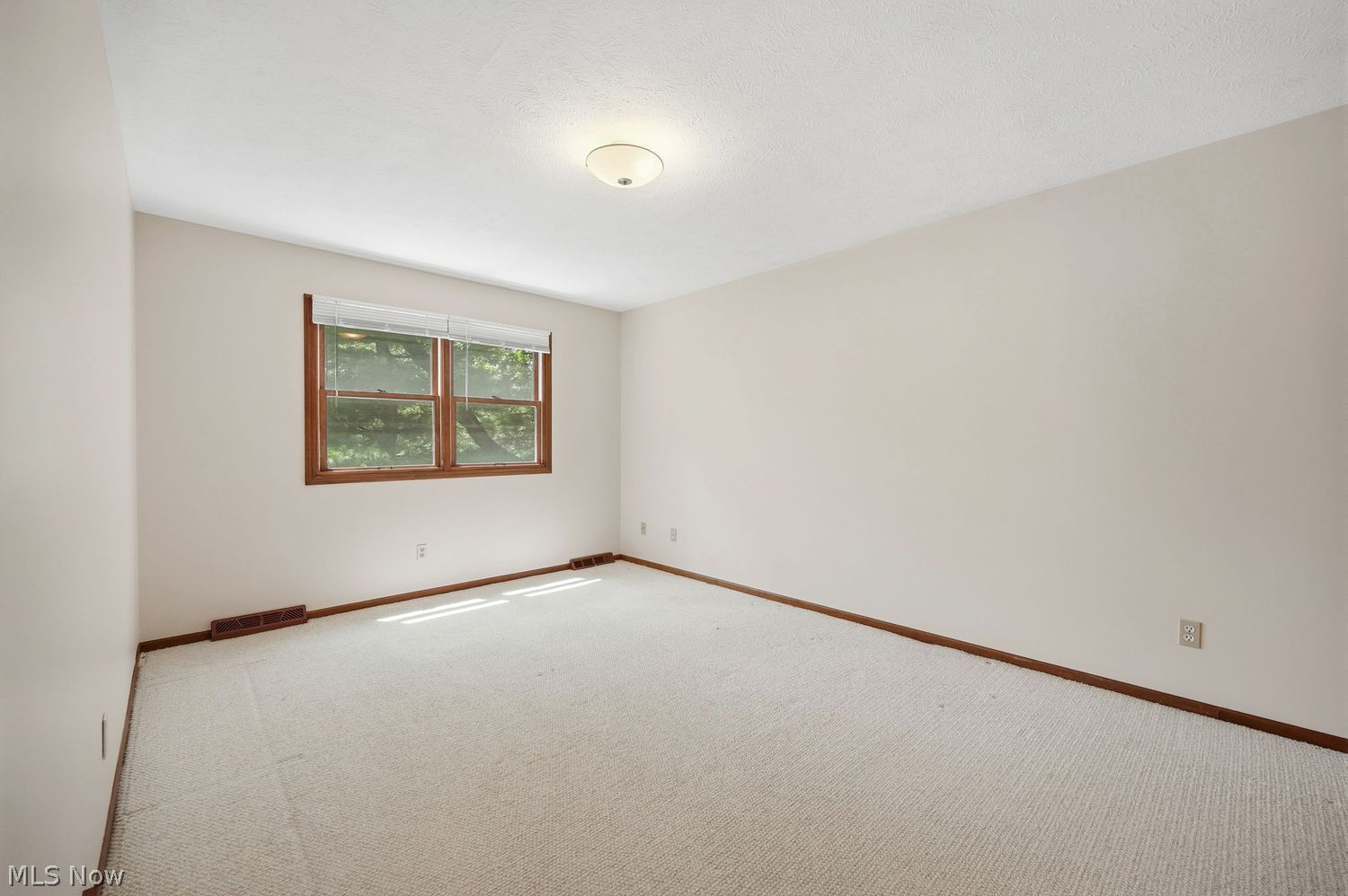 5034 Medhurst Avenue Solon OH 44139