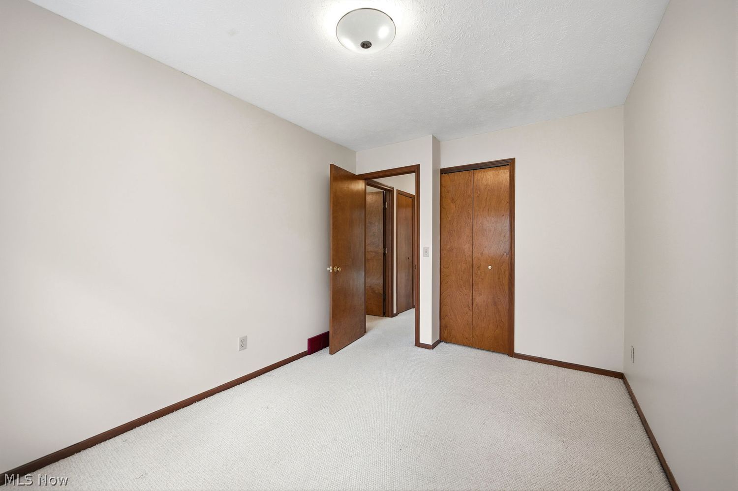 5034 Medhurst Avenue Solon OH 44139