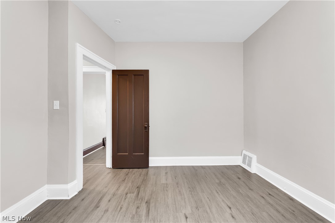 10106 Greenview Avenue Garfield Heights OH 44125
