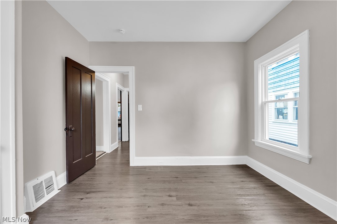 10106 Greenview Avenue Garfield Heights OH 44125