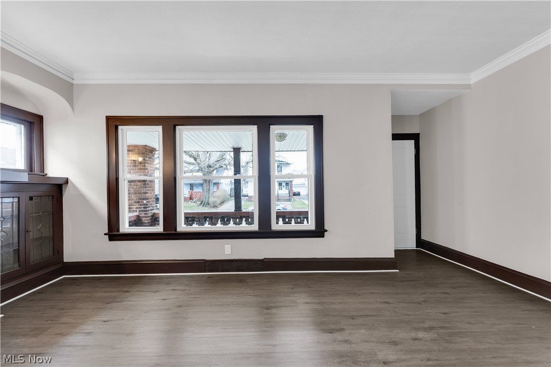 10106 Greenview Avenue Garfield Heights OH 44125