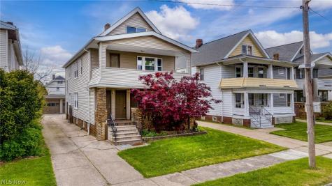 2056 Wascana Avenue Lakewood OH 44107