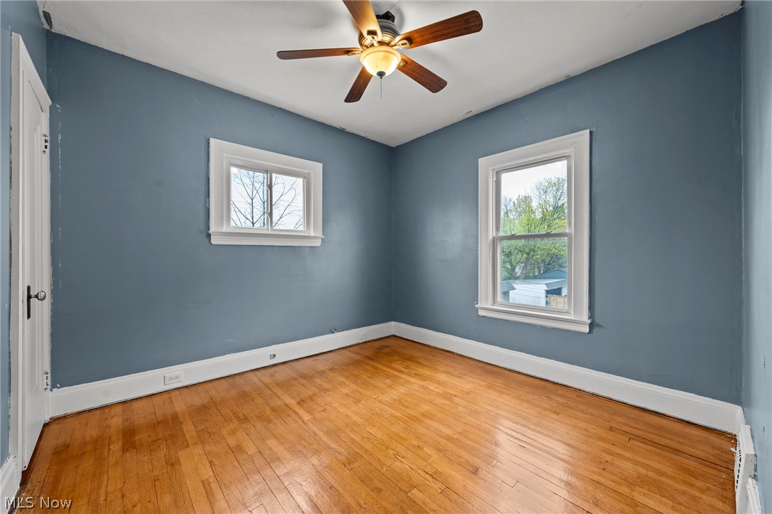 2056 Wascana Avenue Lakewood OH 44107