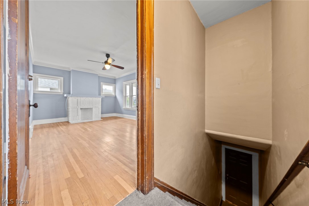 2056 Wascana Avenue Lakewood OH 44107