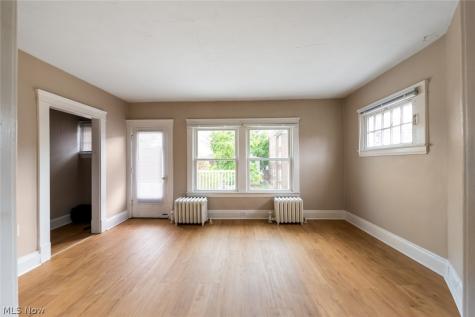 1235 Donald Avenue Lakewood OH 44107