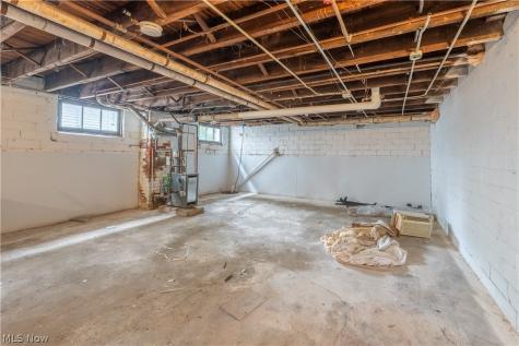 1235 Donald Avenue Lakewood OH 44107