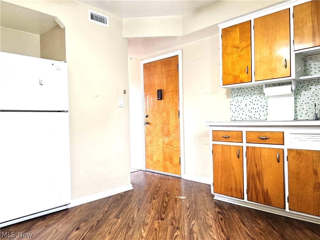 4032 Ridge Road Brooklyn OH 44144