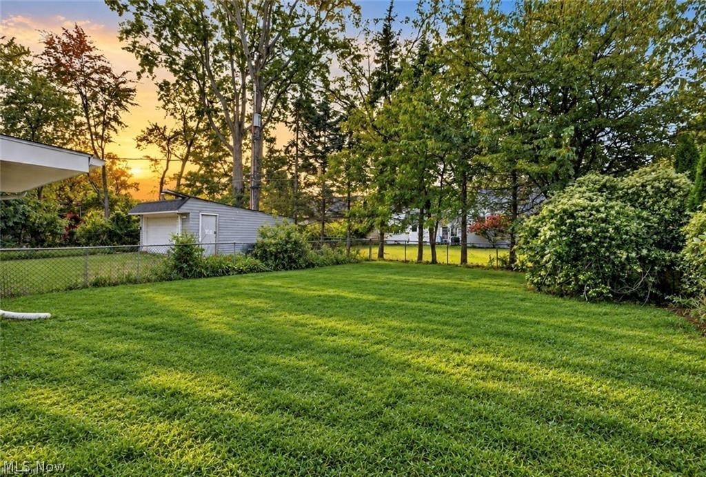 208 Sunset Road Avon Lake OH 44012