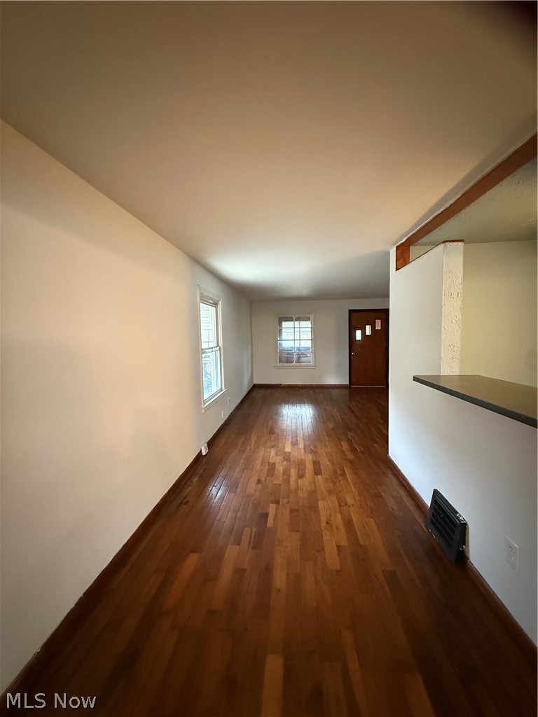 1427 E 252nd Street Euclid OH 44117