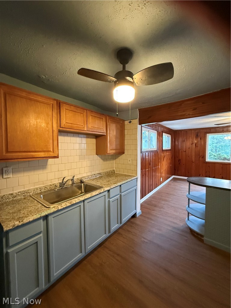 1427 E 252nd Street Euclid OH 44117