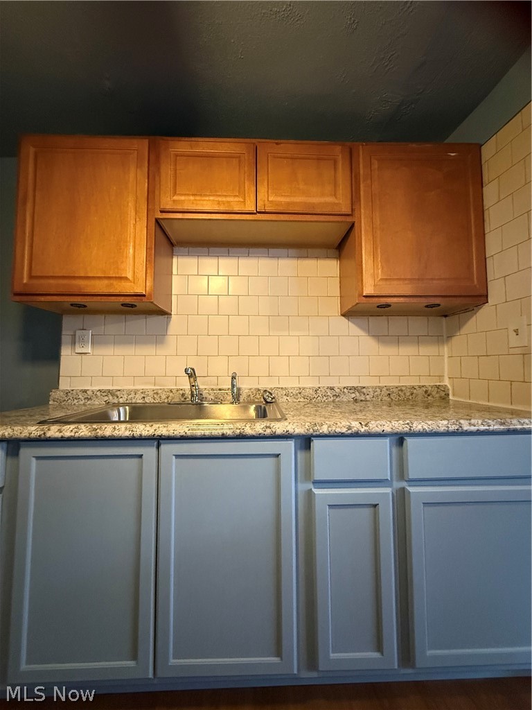 1427 E 252nd Street Euclid OH 44117