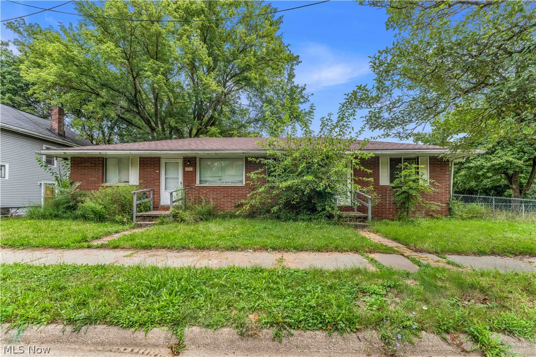 1143 Santee Avenue Akron OH 44306