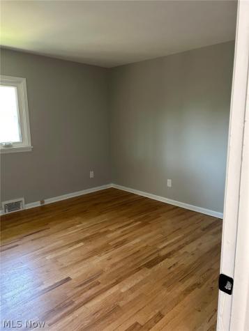 17914 Chagrin Boulevard Shaker Heights OH 44122