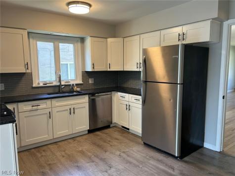 17914 Chagrin Boulevard Shaker Heights OH 44122